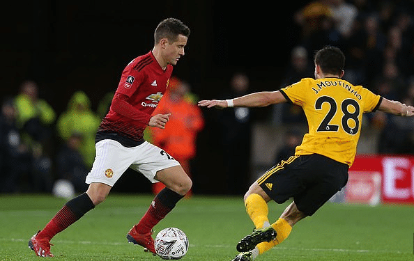 尤其在限制 尤其在限制